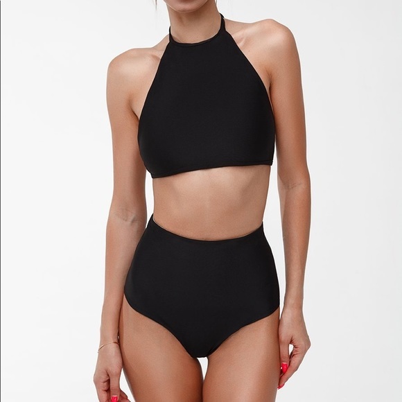 Angie’s Showroom Other - Darico swimsuit TOP black size M